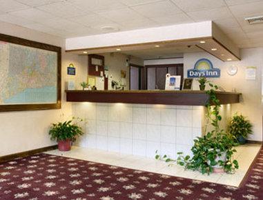 Days Inn by Wyndham Berlin Meriden Eksteriør bilde